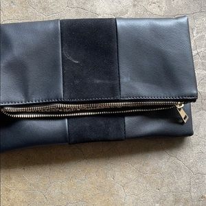 Black fold clutch
